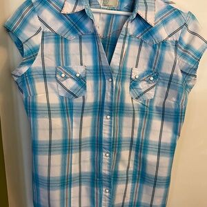 Women’s Cap Sleeve Shirt from Roper